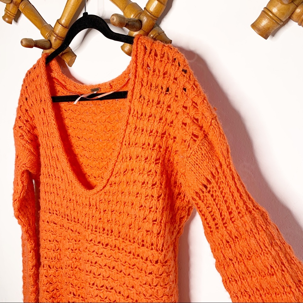 FREE PEOPLE Chasing Waves Pullover - Picture 4 of 5